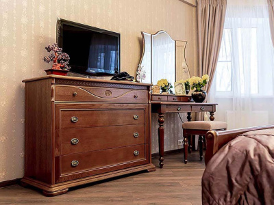 Стол туалетный Лика ММ-137-06 фото Стол туалетный Лика ММ-137-06. Фото №2