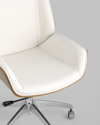 Кресло офисное TopChairs Crown бежевое фото Кресло офисное TopChairs Crown бежевое. Фото №9