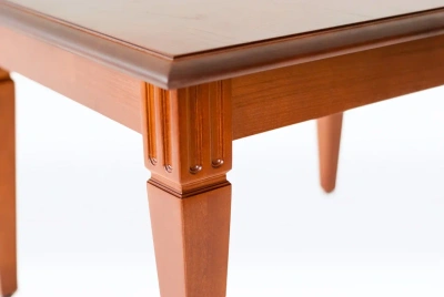 Стол журнальный Фаворит с патиной. Фото